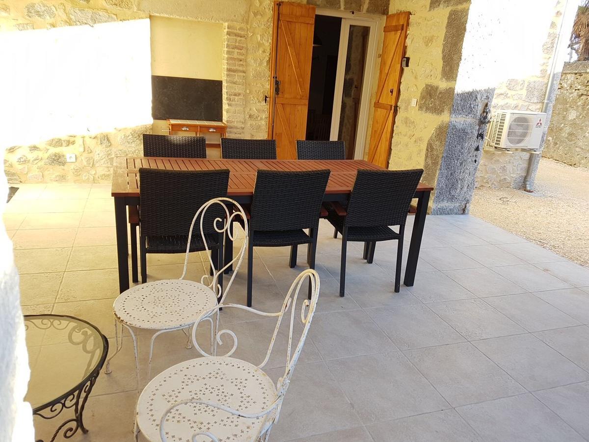 La Maison De Salavas Vallon-Pont-dʼArc Buitenkant foto